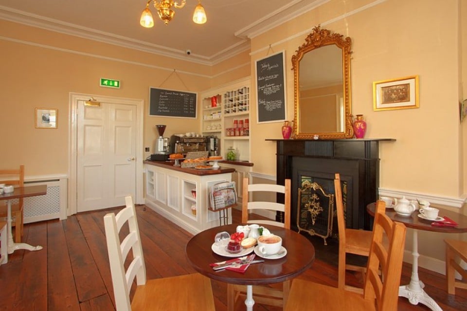 TEA ROOMS Corrib House